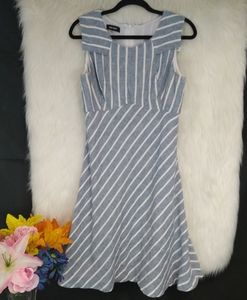 Nine West Blue and White Stripe Sleeveless Dress Size 10